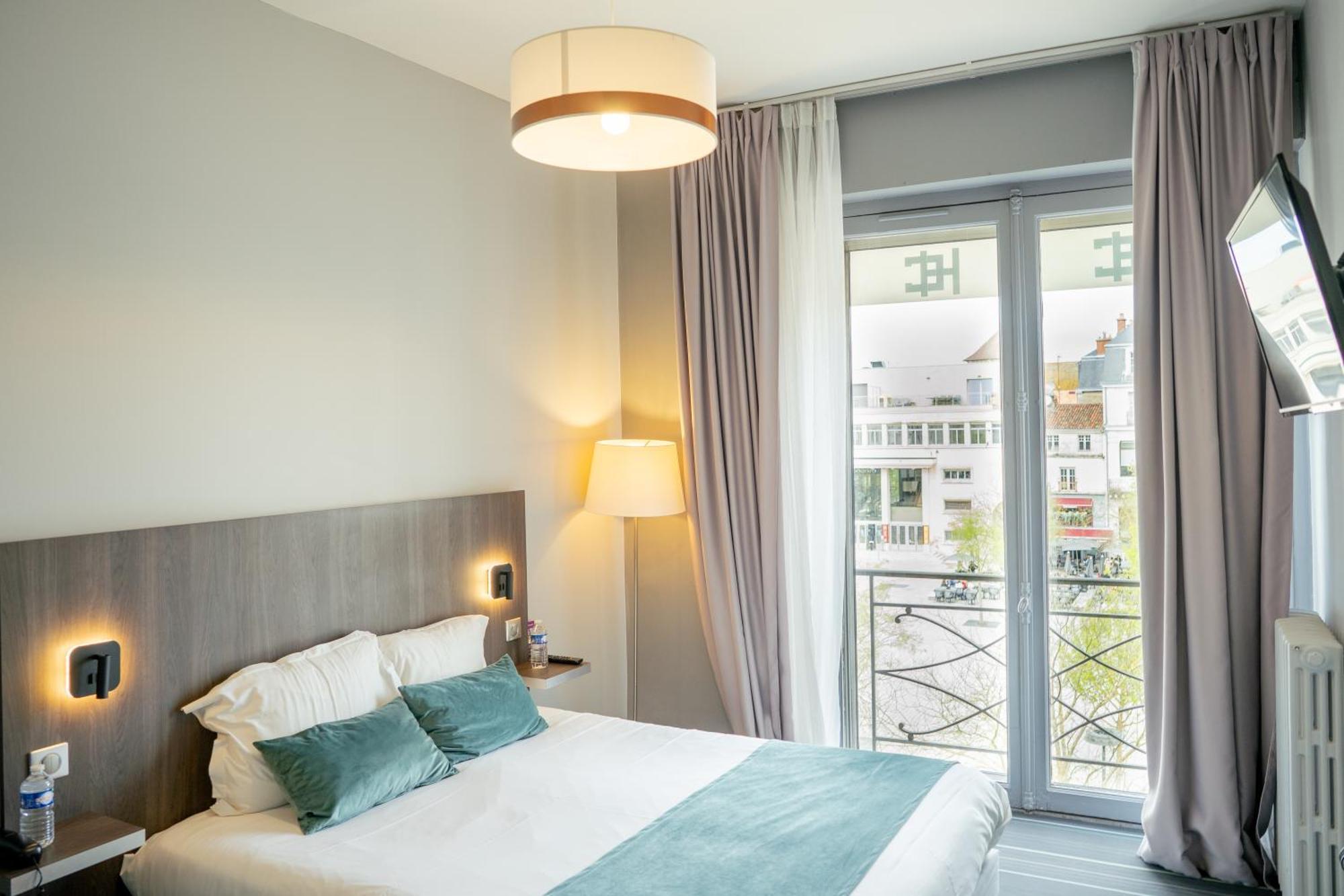 Hotel Central Poitiers Luaran gambar